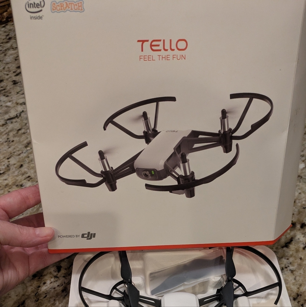 DJI Tello Quadcopter Drone